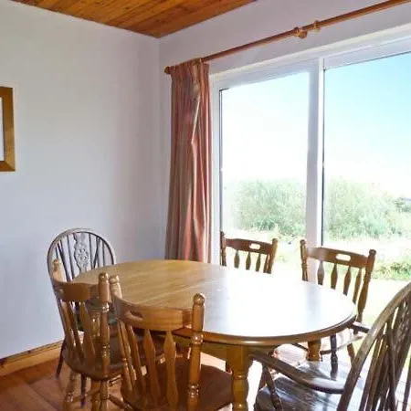 2a Glynsk House